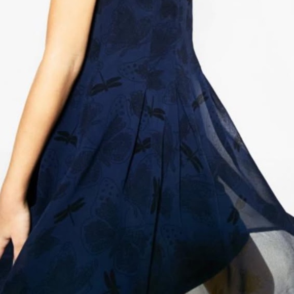 Dress - Picture 4 of 4